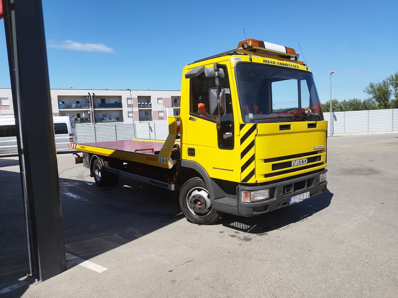 Nikolić tow truck at a fuel station